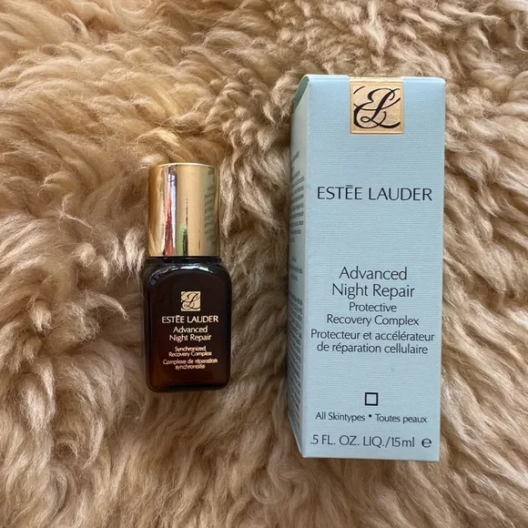 Estée Lauder Advanced Night Repair - Picture 2 of 8